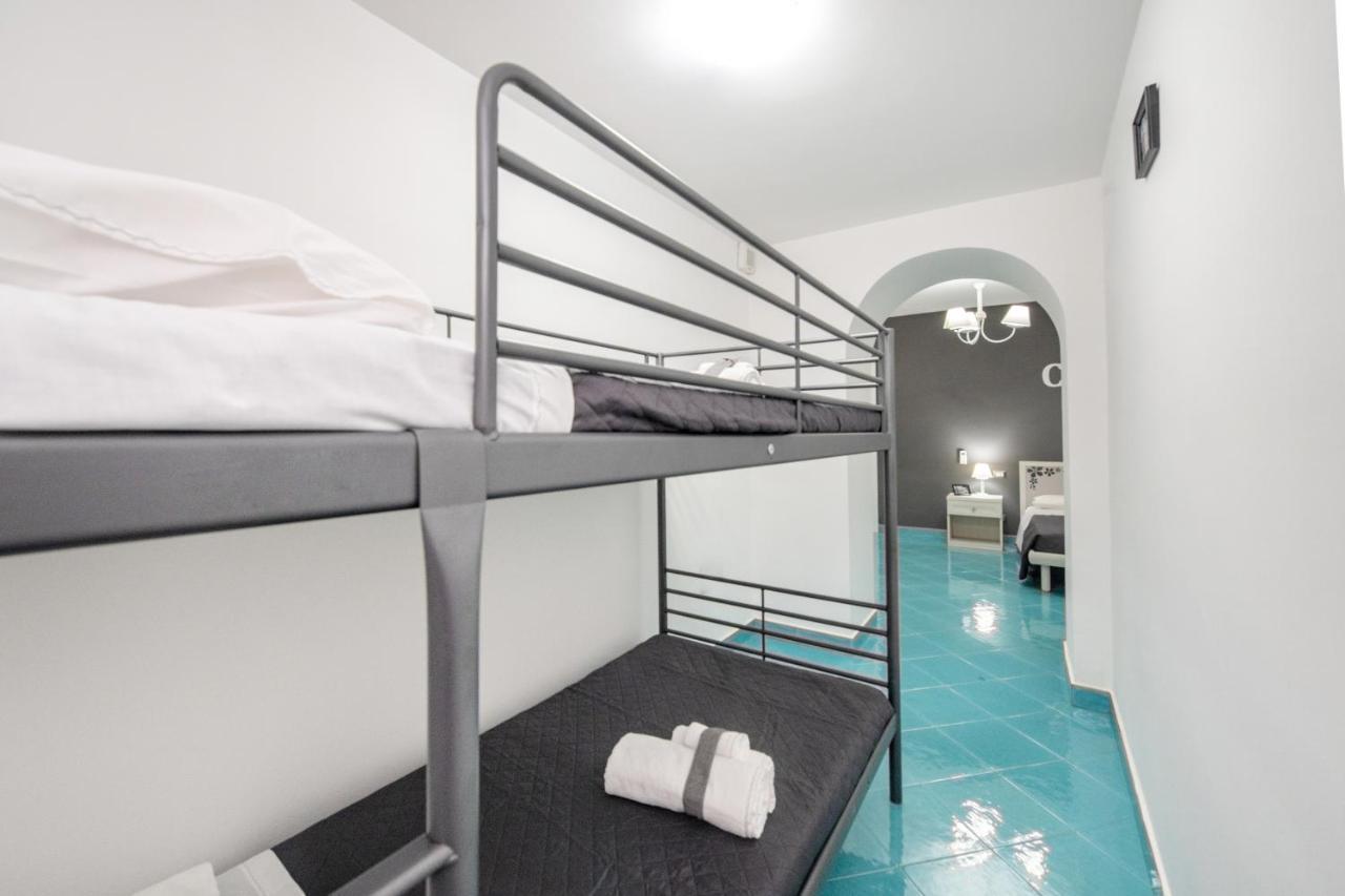 La Casa Del Pozzo Vecchio Bed & Breakfast Procida Eksteriør bilde