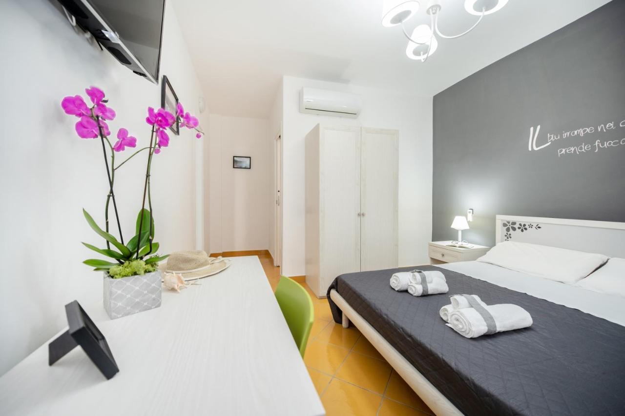 La Casa Del Pozzo Vecchio Bed & Breakfast Procida Eksteriør bilde